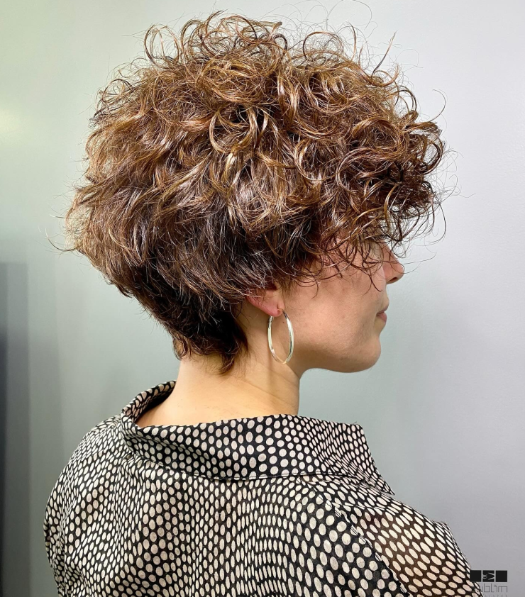 30 Marvelous Wavy and Curly Pixie Cut Ideas - Advise Astro - Astrology ...